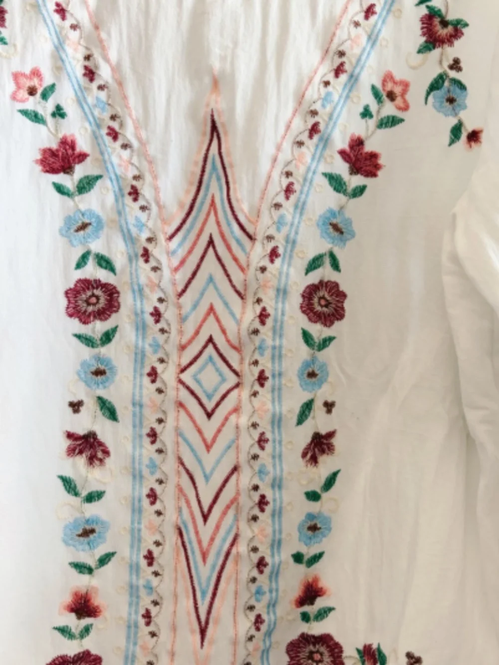 Umgee White Embroidered Peasant Blouse With Ruffled Sleeves - Picture 4 of 8